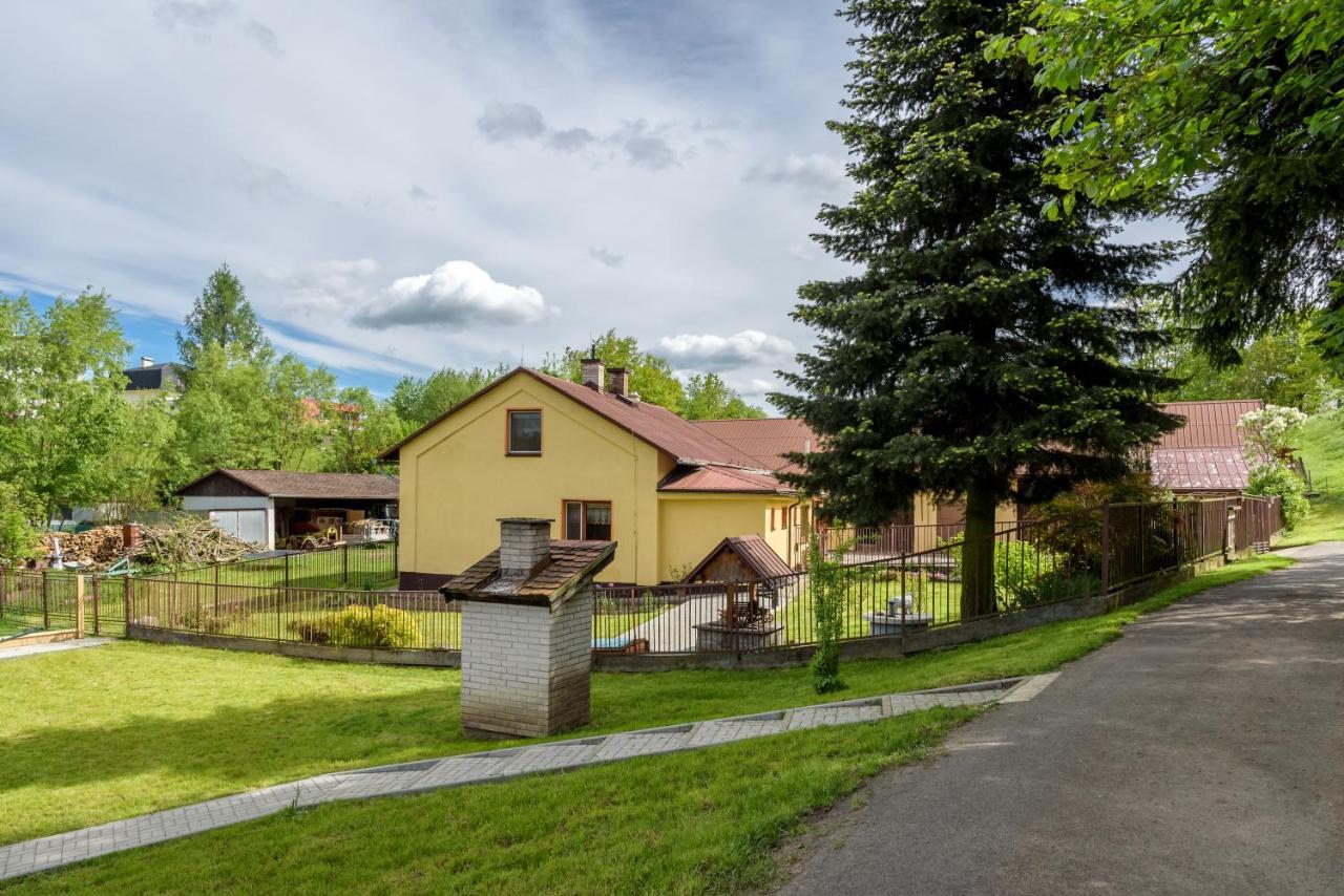 Agroturistika - "Domecek U Ovecek" Vila Horní Těrlicko Exterior foto